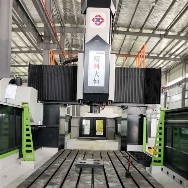 數控龍門(men)銑床